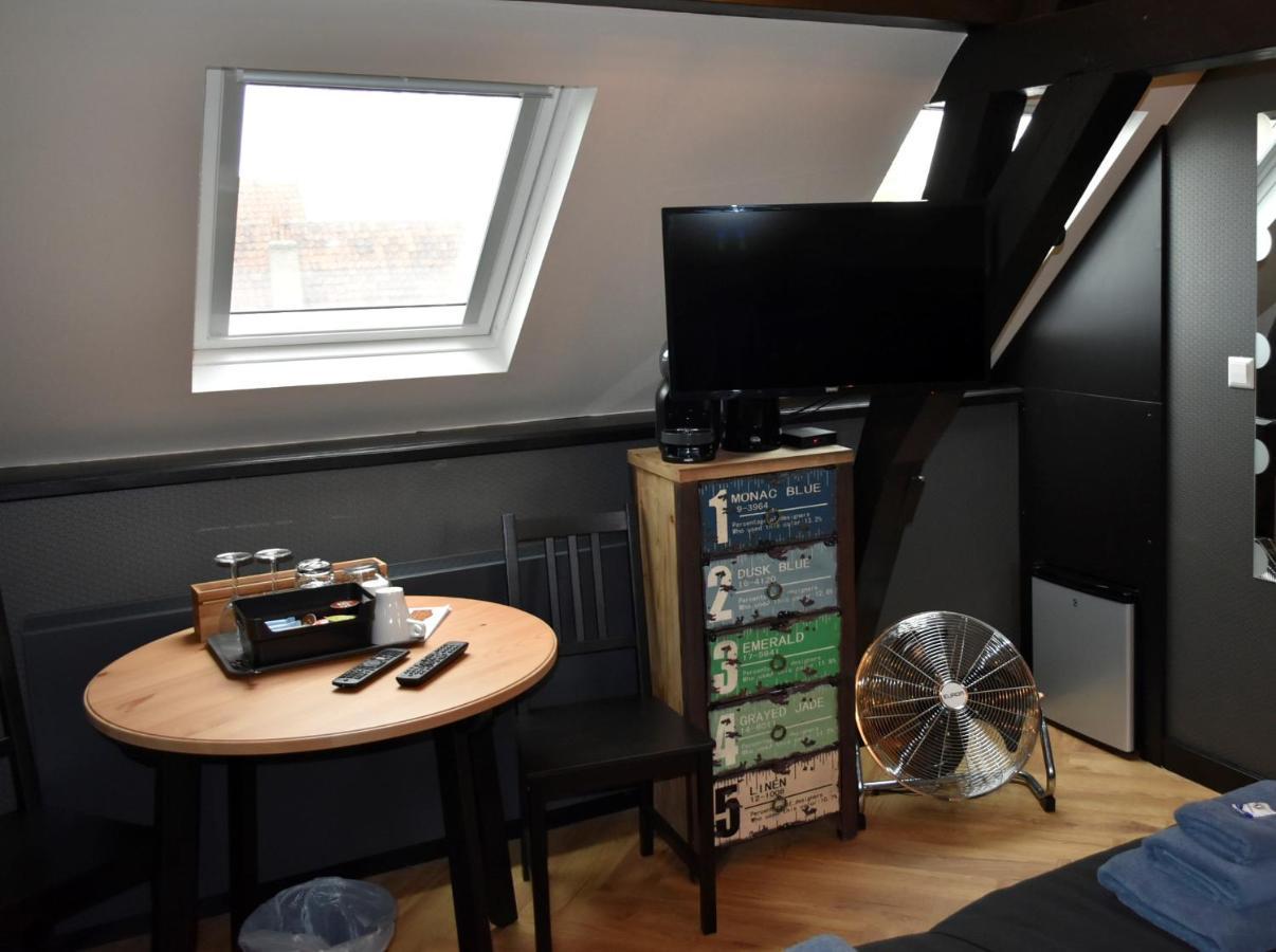 De Gusto Panzió Schiedam Kültér fotó