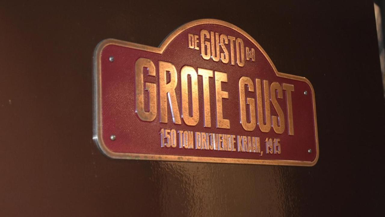 De Gusto Panzió Schiedam Kültér fotó